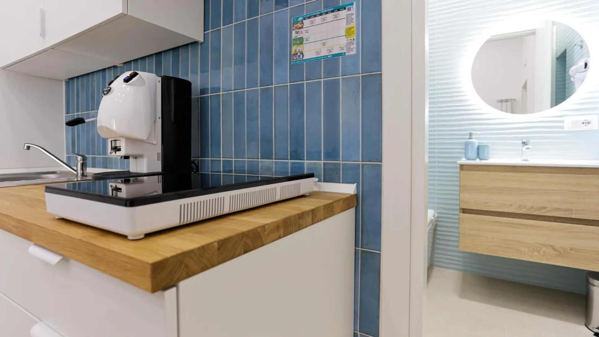 Santa Patrizia A Chiaia Apartment Νάπολη 0*,
