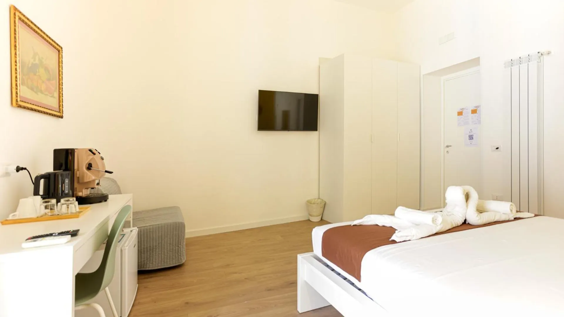Santa Patrizia A Chiaia Apartment Νάπολη