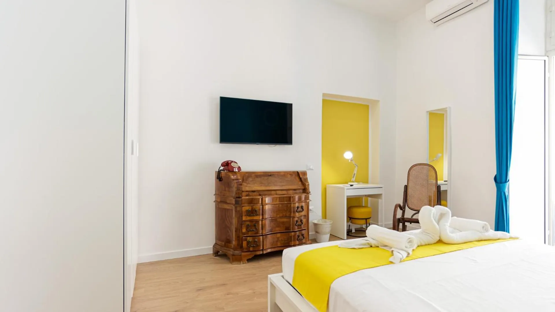 Santa Patrizia A Chiaia Apartment Naples Italy