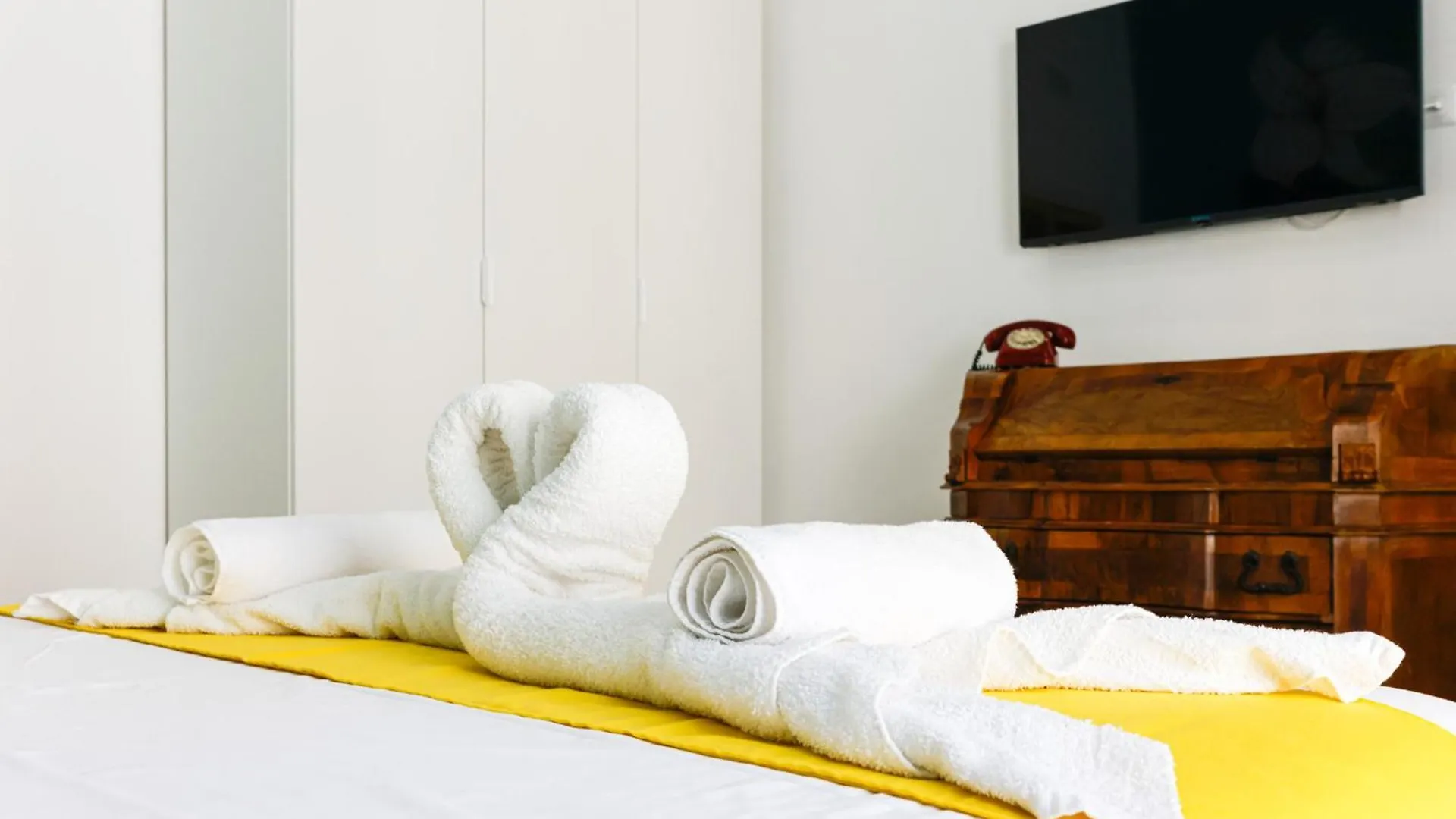Santa Patrizia A Chiaia Apartment نابولي إيطاليا
